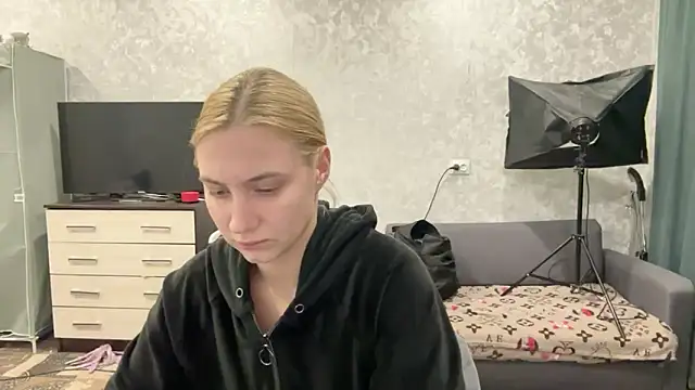 AnneBall online show from 22, 1, 2025