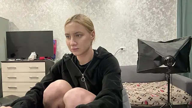 AnneBall online show from 27, 1, 2025