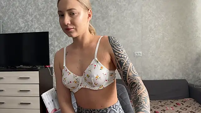 AnneBall online show from 3, 3, 2025