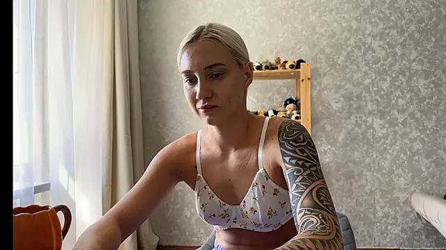 AnneBall online show from 13, 9, 2025