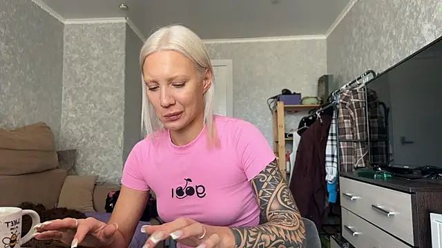 AnneBall online show from 23, 4, 2026