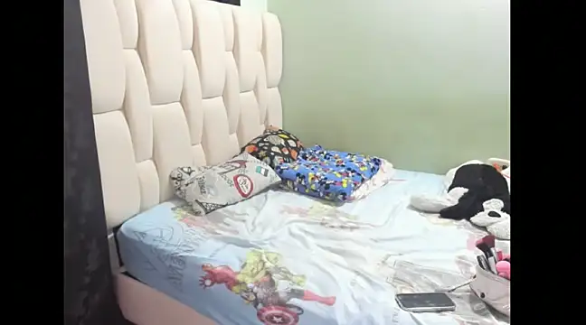 KittyKlum online show from 11, 12, 2024