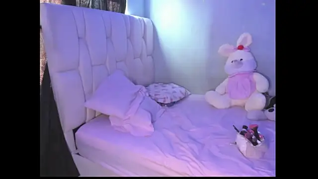 KittyKlum online show from 21, 3, 2025