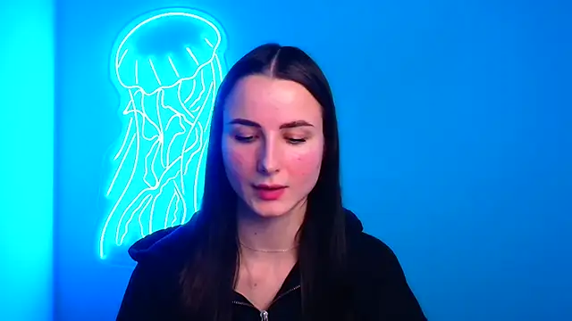 Eva Janee online show from 11, 12, 2024