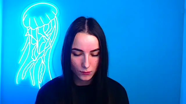 Eva Janee online show from 20, 12, 2024