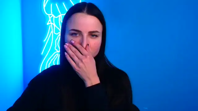 Eva Janee online show from 17, 2, 2025