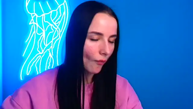 Eva Janee online show from 3, 3, 2025