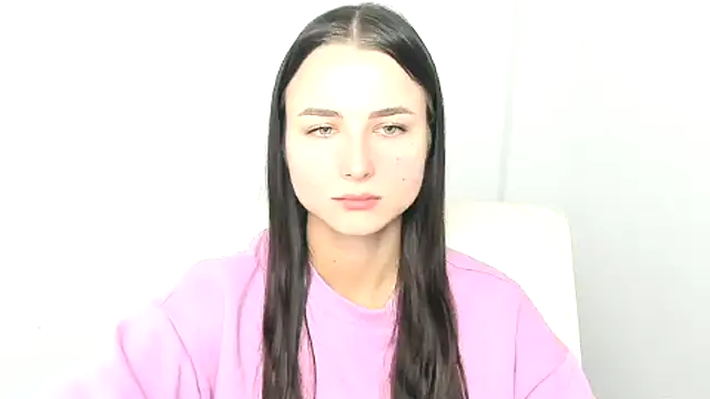 Eva Janee online show from 22, 3, 2025