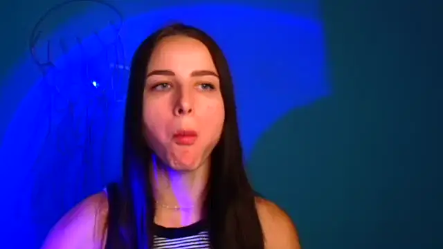 Eva Janee online show from 23, 9, 2025