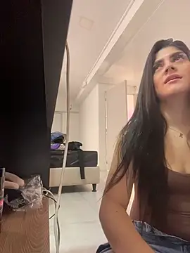 Amy-Saenz online show from 5, 12, 2025