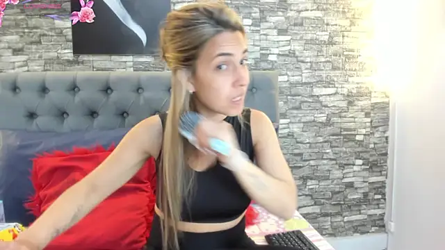 EvaaLovia1 online show from 29, 7, 2026