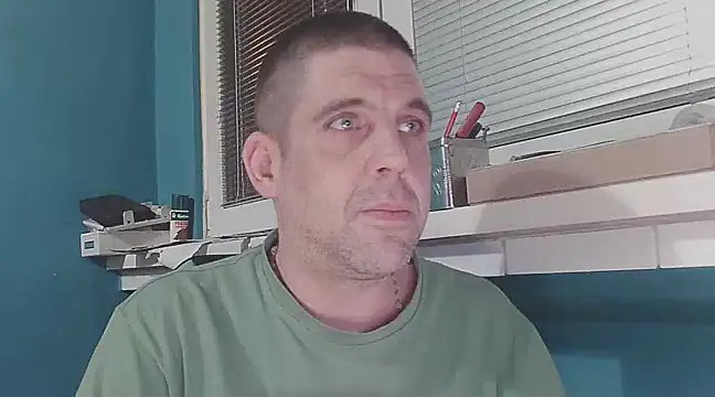 YouWantMe666 online show from 10, 2, 2025