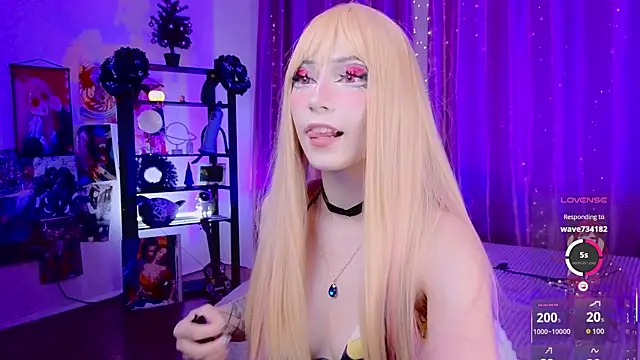 Snapshot of Carolina_Leep chatting on 19, 12, 2025 Carolina Leep online show from 19, 12, 2025