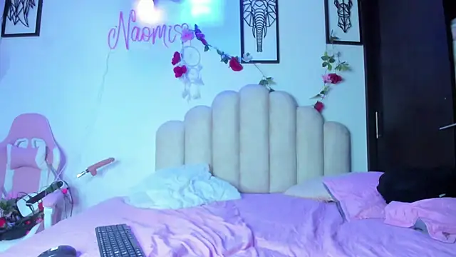 NaomiAsha online show from 19, 3, 2025