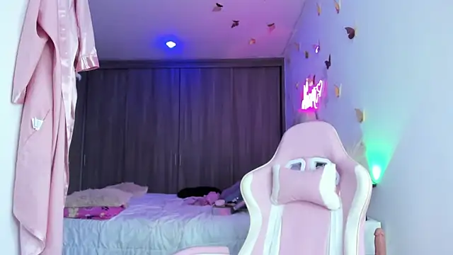 NaomiAsha online show from 13, 1, 2026