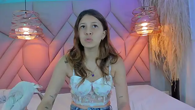 AngelaaCute  online show from 31, 12, 2024