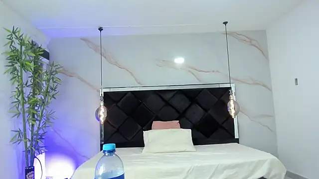 AngelaaCute  online show from 7, 11, 2025