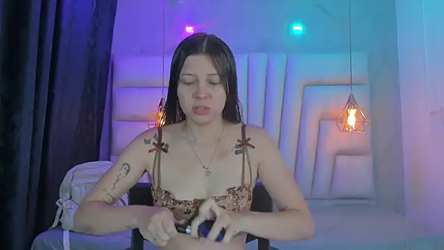 AngelaaCute  online show from 4, 8, 2026