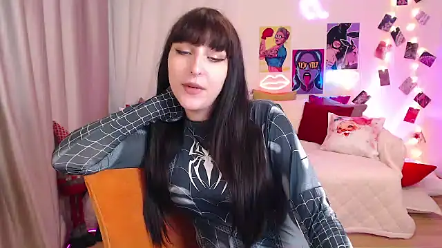 ElsaNeal online show from 12, 12, 2024