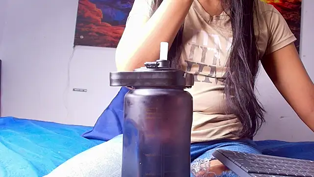 anisha x online show from 28, 10, 2025