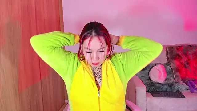 Snapshot of annika_taylor chatting on 22, 3, 2025 annika taylor online show from 22, 3, 2025