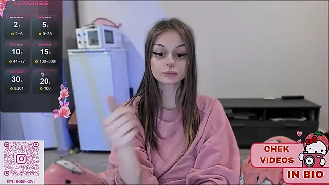 Snapshot of shy_melony chatting on 7, 3, 2025 shy melony online show from 7, 3, 2025