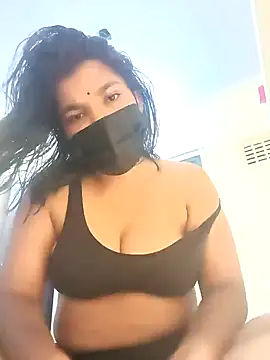 Hotmilfxox online show from 19, 3, 2025