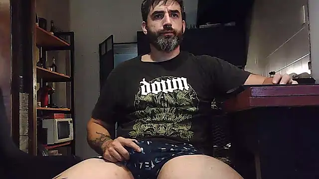 ozzypsico13 online show from 17, 2, 2025