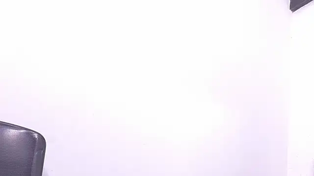 Skinny hottie18 online show from 21, 12, 2024