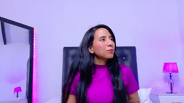 Skinny hottie18 online show from 2, 10, 2025