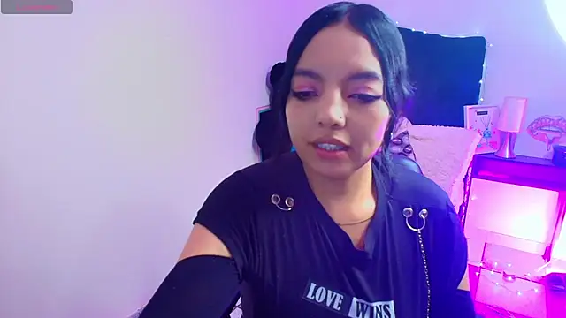 loren tits24 online show from 5, 5, 2026