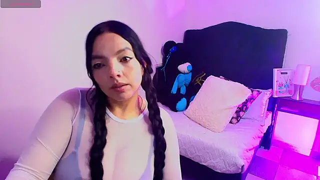 loren tits24 online show from 10, 5, 2026