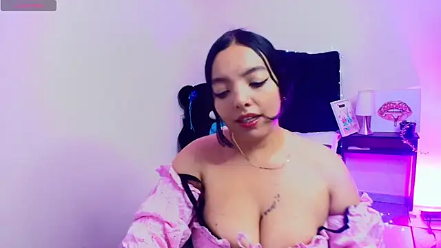 loren tits24 online show from 21, 5, 2026