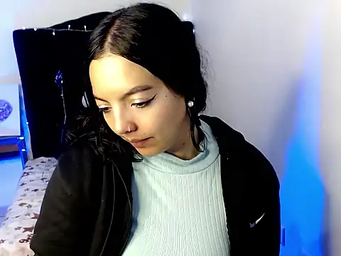 loren tits24 online show from 2, 8, 2026