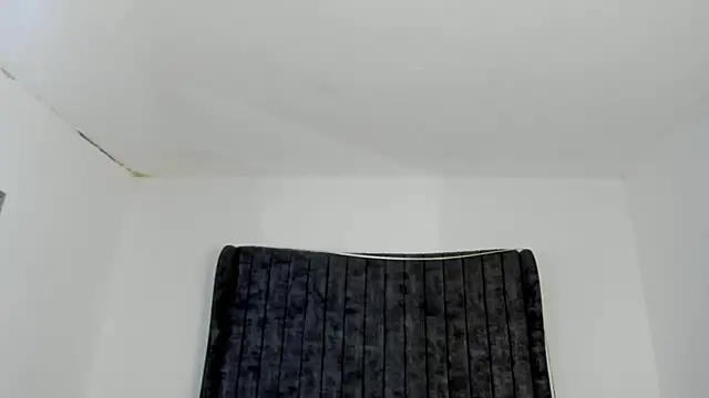 AnnyCherry  online show from 4, 2, 2026