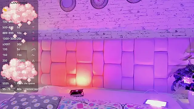 Ari sunshine  online show from 27, 12, 2024