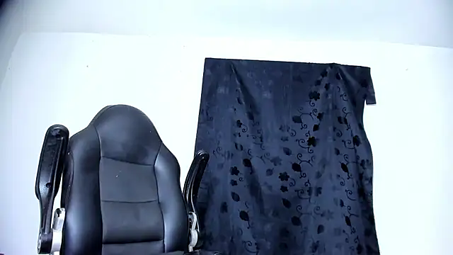 Snapshot of brant_garciabbc chatting on 28, 1, 2025 brant garciabbc online show from 28, 1, 2025