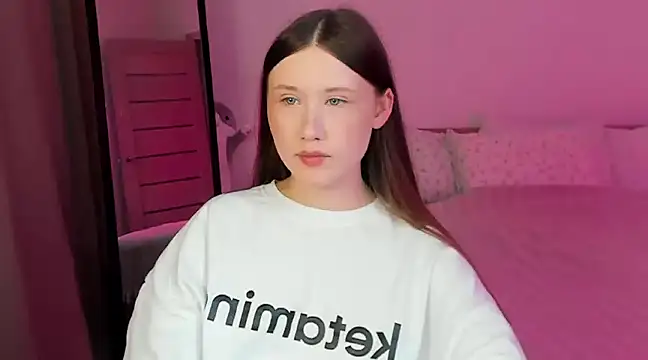 Stella Sunny online show from 26, 2, 2025