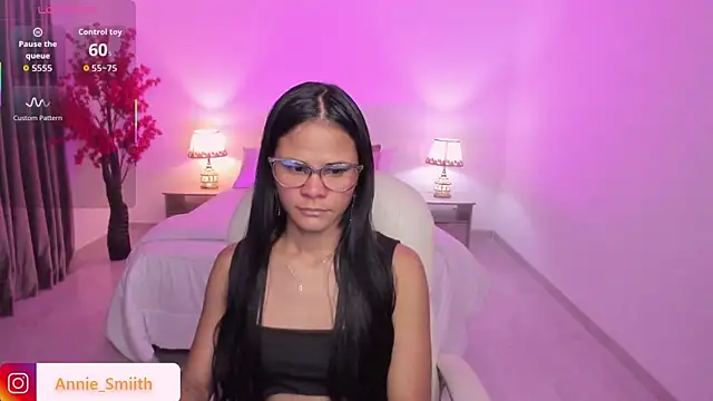 anniie smith online show from 9, 11, 2025