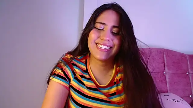 Snapshot of Paris-love chatting on 9, 12, 2024 Paris-love online show from 9, 12, 2024