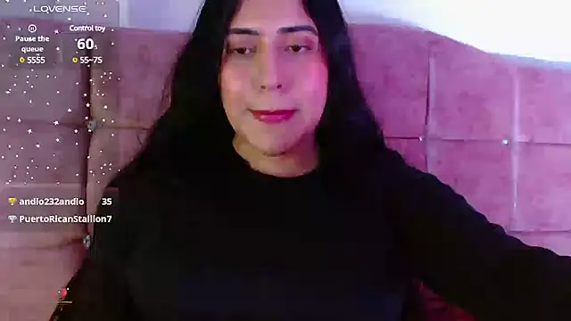 Snapshot of Paris-love chatting on 7, 2, 2025 Paris-love online show from 7, 2, 2025