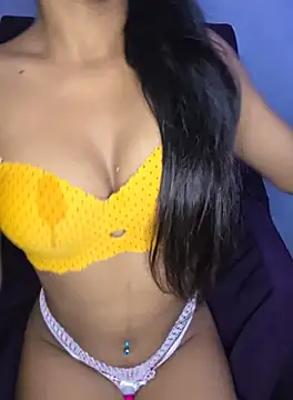 Liyana Babe online show from 8, 10, 2025