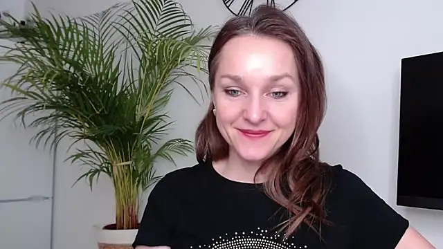 AliciaDesire online show from 10, 2, 2025