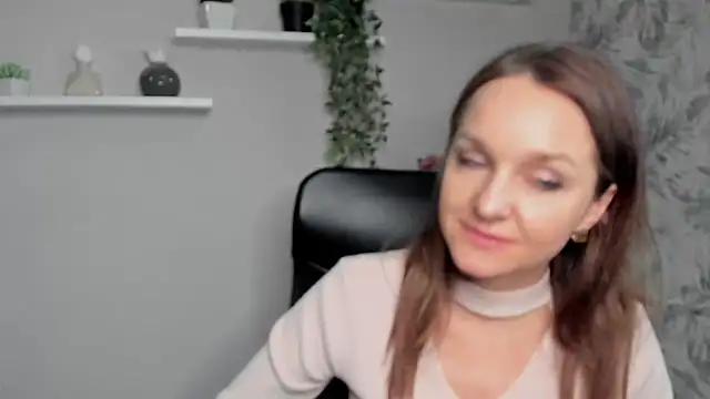 AliciaDesire online show from 20, 2, 2025