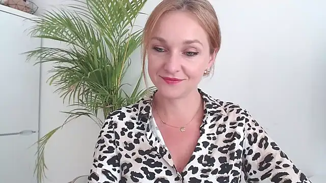 AliciaDesire online show from 14, 10, 2025