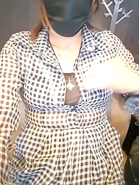 Snapshot of Lunababymylove chatting on 1, 5, 2026 Lunababymylove online show from 1, 5, 2026