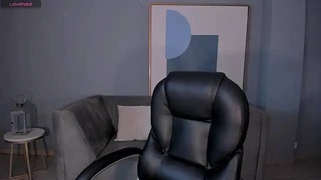 Snapshot of DolcieElliot chatting on 30, 12, 2024 DolcieElliot online show from 30, 12, 2024