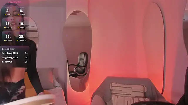 Snapshot of DolcieElliot chatting on 19, 2, 2025 DolcieElliot online show from 19, 2, 2025