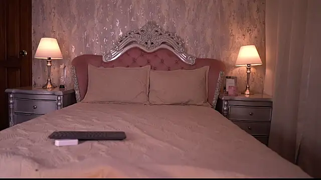 AngelineConnor online show from 15, 5, 2026