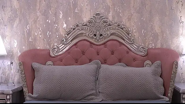 AngelineConnor online show from 30, 7, 2026